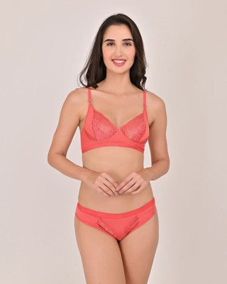 HouseOfCommon Lingerie Set
