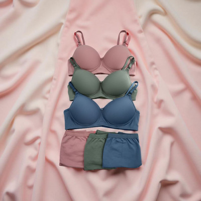 Zinovia Lingerie Set