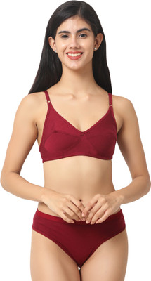 HouseOfCommon Lingerie Set