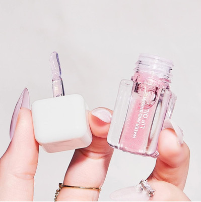 GFSU - GO FOR SOMETHING UNIQUE Non-sticky & Hydrating Tinted Lip Oil for Dry Lips fruity(Pack of: 1, 3 g)