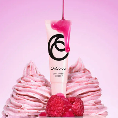 Oriflame OnColour Oh! Sweet Glossy Lip Gloss(8 ml, Raspberry Cream)