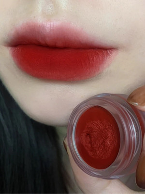 MYEONG Red Lip & Cheek Tint Velvet Matt Mousse Solid Lip Gloss Tint Lasting Makeup Lip Stain(10 g)