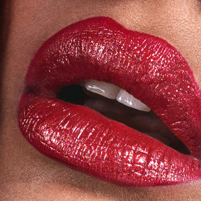 THTC SHIMMERY FINISH LOOK PIGMENTED LIPSTICK(DARK RED, 3.5 ml)