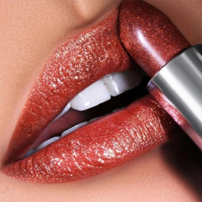 GABBU Smooth And Pigmented Giltter Lipstick for Women Girls(RED, 3.5 g)