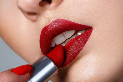 EVERERIN New Kiss Proof |Creamy Matt |Get Upto 24 Hours Non Transfer Lipstick132(red, 3.6 g)