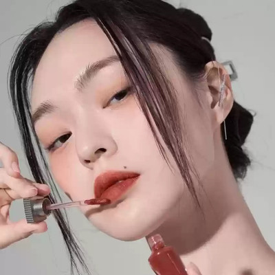 ADJD Cube Matte Lipstick Dark Red Velvet Transparent Lip Glaze Pigment(DARK RED, 4 g)