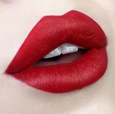 AFARAXIA Matte Lip Crayon Lipstick Non Transfer Smudge Proof red(RED, 3 g)
