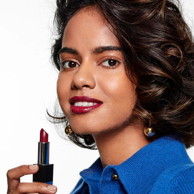 ADJD Soft Pigmented Smudge Proof Creamy Matte Long Stay Lipstick Specie red(Specie red, 3.5 g)