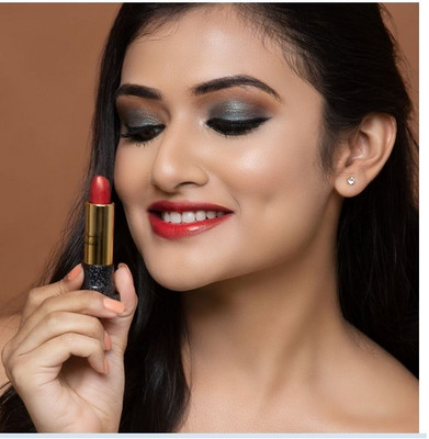 GFSU - GO FOR SOMETHING UNIQUE Red Metallic lipstick use for eyes and cheeks multipurpose Looks(Red, 3.6 g)