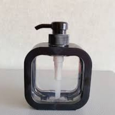Homieca Stylish Square Liquid Soap Dispenser Pump Bottle for Bathroom & Kitchen 200 ml Liquid Dispenser(Black)