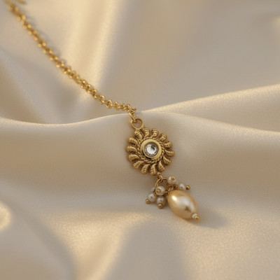 Jewelopia Mother of Pearl, Alloy Maang Tikka