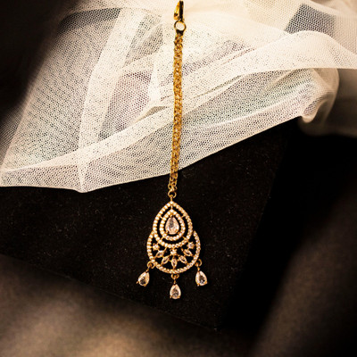 ZEELLO Brass, Copper Maang Tikka