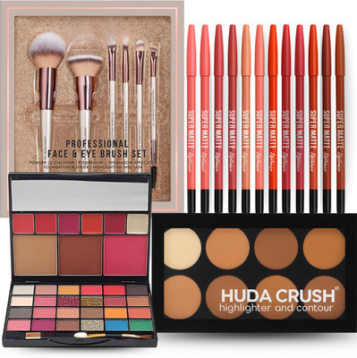 HUDA CRUSH Diwali Gift Box Makeup Kit - Eyeshadow Palette, Brushes, Concealer & Lip Liner(Pack of 4)