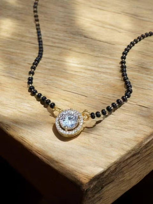 DIVINOOR Gold Diamond Short Dailywear Mangalsutra Alloy Tanmaniya