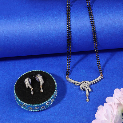 Anika's Creation Brass Gold-plated White Jewellery Set(Pack of 3)