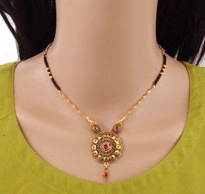 Dency Brass Gold-plated Gold Jewellery Set(Pack of 1)