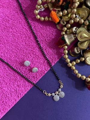 Anamya Alloy Gold-plated Black Jewellery Set(Pack of 1)