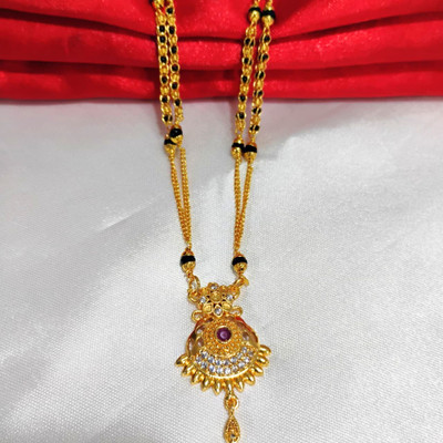 Wyndsell Wyndsell Traditional Single Vati Gold-Plated CZstones Mangalsutra for Women Alloy Mangalsutra