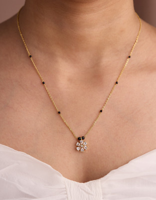 YUGRATNA JEWELS Alloy Mangalsutra