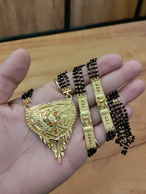 SUGHOSH Diva Brass Mangalsutra