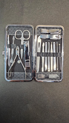 SHISHI 16in1 Manicure Tool Kit_047(50 g, Set of 1)