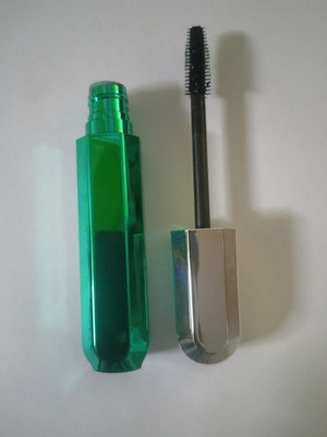 BLUEMERMAID DEEP BLACK HIGH VOLUME MASCARA SMUDGE PROOF 6 g(BLACK)