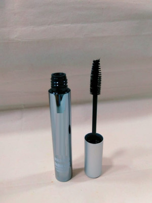 DARYUE VOLUMIZING MASCARA JET BLACK SMUDGEPROOF 8 ml(black)