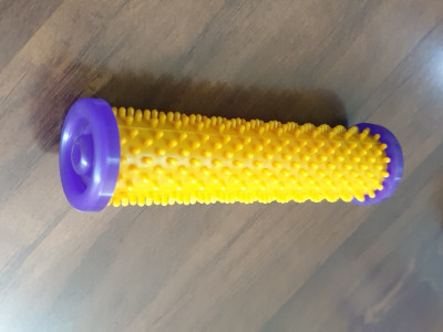 ANCS Hand Roll Soft Acupressure hand roll soft for palm massager reflex point Massager(Yellow, Purple)