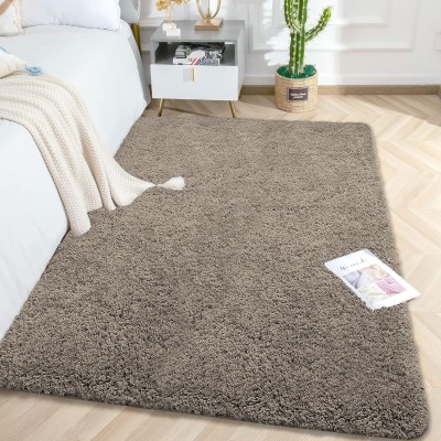 LUXE HOME INTERNATIONAL Brown Polyester Carpet(120 cm,  X 180 cm, Rectangle)