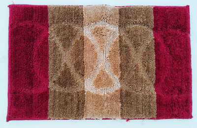 RJVT Microfiber Floor Mat(Red, Gold, Medium)