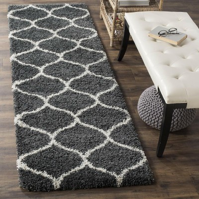 Shag Weaving Grey Polyester Runner(2 ft,  X 6 ft, Rectangle)