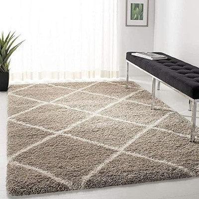 Anabia White, Beige Polyester Carpet(3 ft,  X 5 ft, Rectangle)