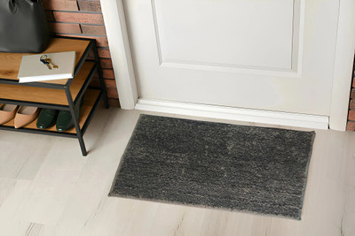 Snug Step Microfiber Floor Mat(Gray, Medium)