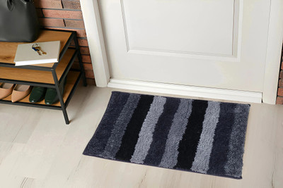 Snug Step Microfiber Floor Mat(Gray Black, Medium)