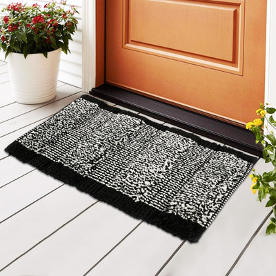 KUBER INDUSTRIES Microfiber Door Mat(Black, White, Medium)