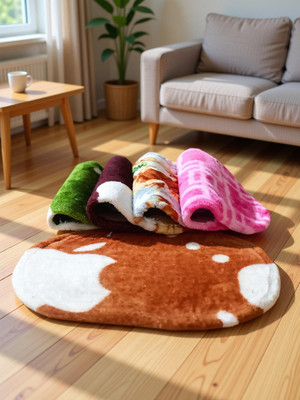 Aura Decore Velvet Door Mat(Cream, Medium)