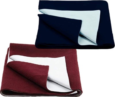 Ecom Collection Hub Fleece Baby Bed Protecting Mat(Maroon, Navy Blue1, Small, Pack of 2)