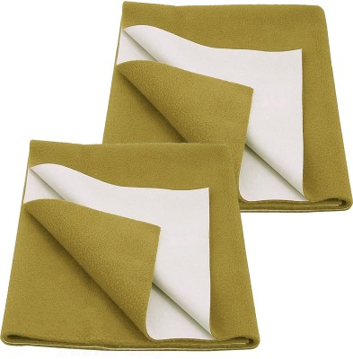 Totsnap Fleece Baby Bed Protecting Mat(Golden Green, Small, Pack of 2)