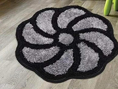 ROSSLYN Polyester Floor Mat(Grey, Black, Medium)