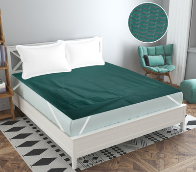 LUXURY CRAFT Elastic Strap Double Size Waterproof Mattress Cover(Green)