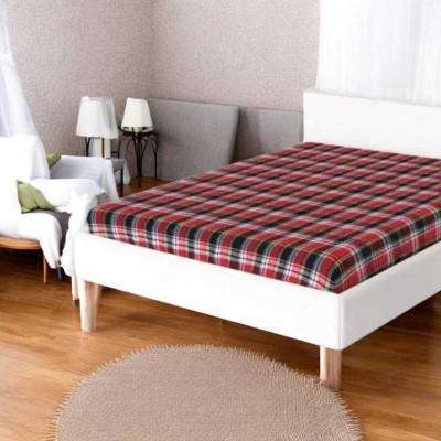 Mistik Zippered Single Size Breathable Mattress Cover(Red)