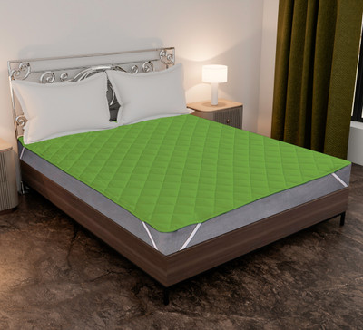 ACHIR Elastic Strap Single Size Breathable, Stretchable, Waterproof Mattress Cover(Green)