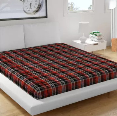 Dhawan Creations Zippered Double Size Breathable Mattress Cover(Red)