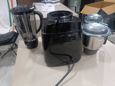 SUJATA MG01 1000 W Juicer Mixer Grinder(Mixer/Grinder-DE | 3 Jars | Black)