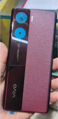 BrewingQ Vivo Vivo V29e(Glass) Back Panel(Artistic Red)
