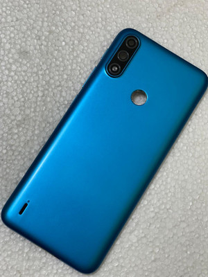 SRaccessories Motorola E7 Power Back Panel(Tahiti Blue)