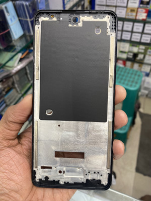 FLOUNDER INFINIX HOT 40 (X6528) LCD MIDDLE FRAME Front Panel(BLACK)