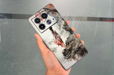 BUGGU Infinix Note 40 Pro 5G Mobile Skin(Ulltra Super Alone-Girl Skin With High Matte Finish., Mobile Skin (Back+Side+Camera))