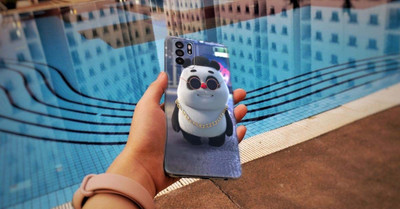 BUGGU Oppo Reno6 Z Mobile Skin(Ulltra Super Happy Panda Skin With High Matte Finish., Mobile Skin (Back+Side+Camera))