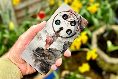 BugguSkin Xiaomi 14 Ultra Mobile Skin(Ulltra Super Alone-Girl Skin With High Matte Finish., Mobile Skin (Back+Side+Camera))